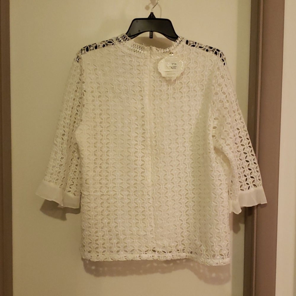 Blouse - Picture 2 of 3